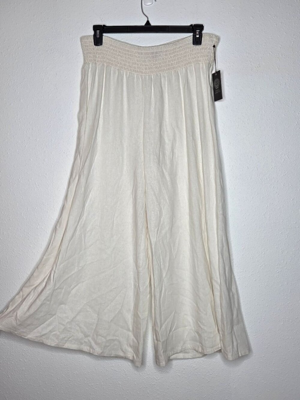 Vince Camuto Linen Blend Smocked Waist Cropped Wide Leg Pants - Ultra White - Picture 2 of 8